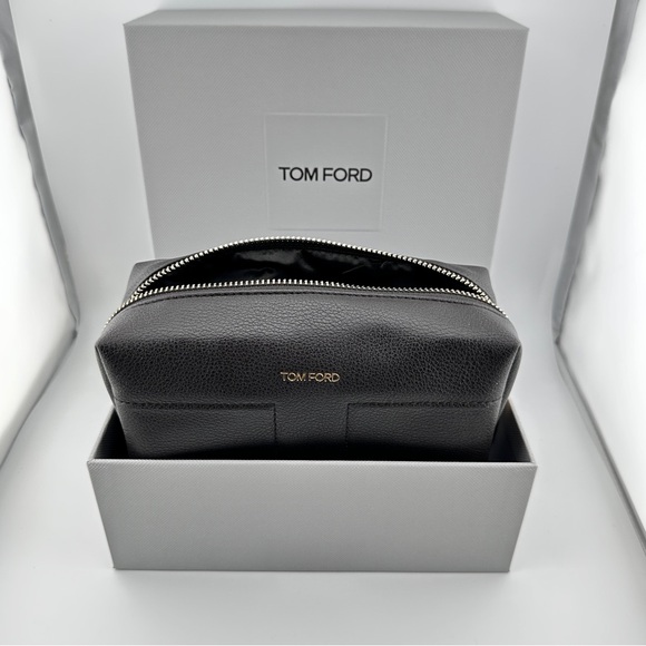 🆕 TOM FORD “Leather” Mahogany Cosmetic Bag NIB - Picture 2 of 10